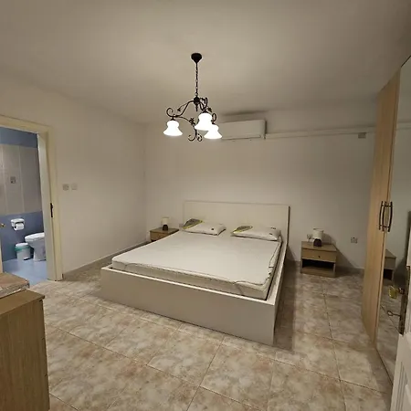 Apartamento Three Bedroom In Qawra St. Paul's Bay